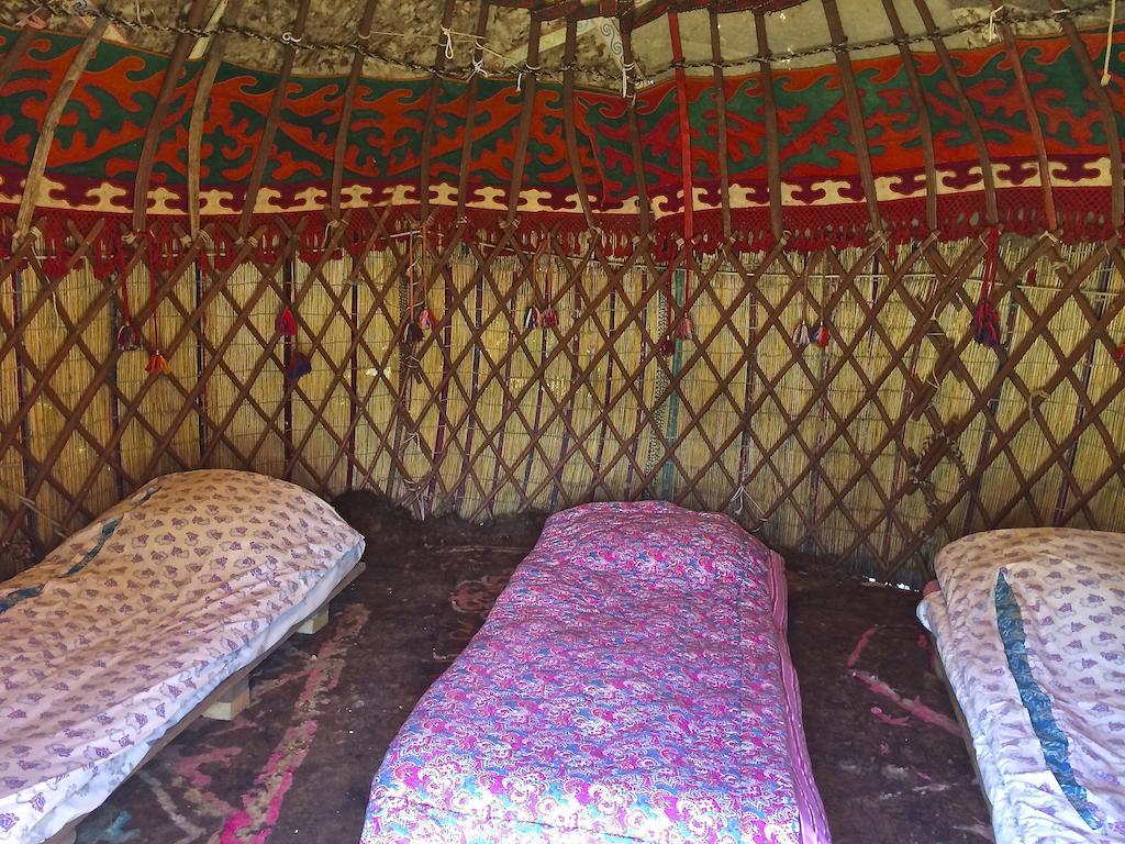 ホテル Arista Yurt Camp カラコル 部屋 写真